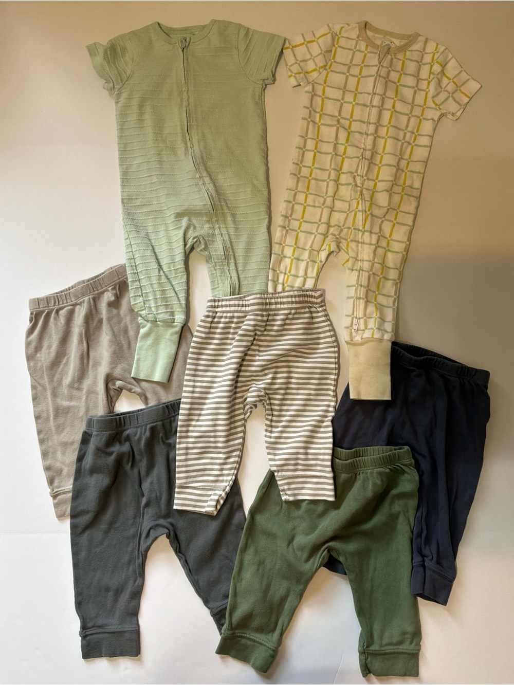 7 piece Baby Gender Neutral Cloud Island Bundle Lot 6-9 months